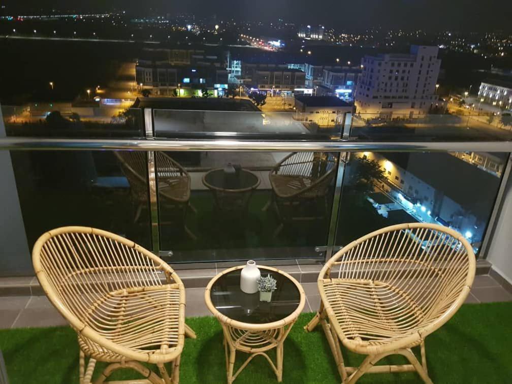 Atlantis Residence@Fann Homestay Malacca Bagian luar foto